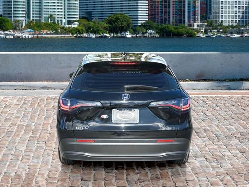 2024 Honda HR-V LX