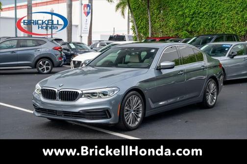 2019 BMW 540 540i
