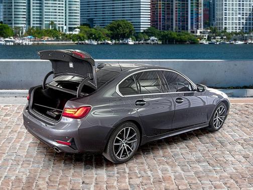 2019 BMW 330 330i