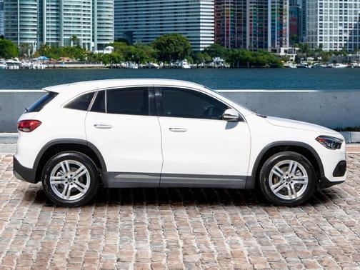 2022 Mercedes-Benz GLA 250 Base
