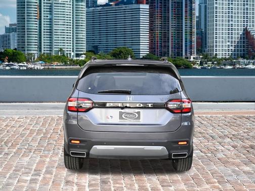 Modern Steel Metallic 2026 Honda Pilot EX-L