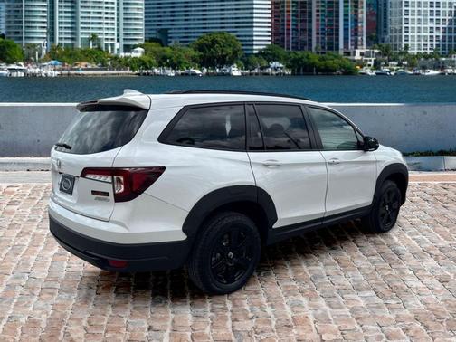 2022 Honda Pilot AWD TrailSport