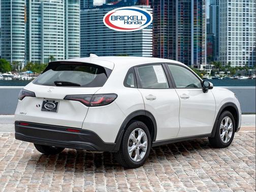2023 Honda HR-V LX