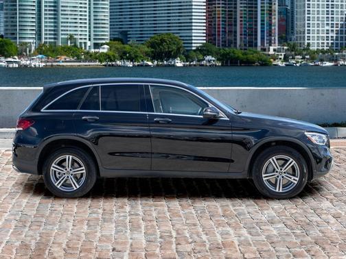 2021 Mercedes-Benz GLC 300 Base