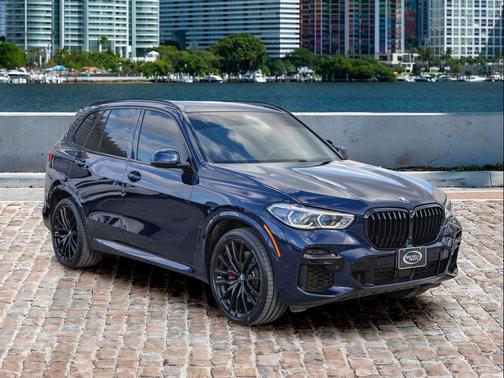 2023 BMW X5 M50i