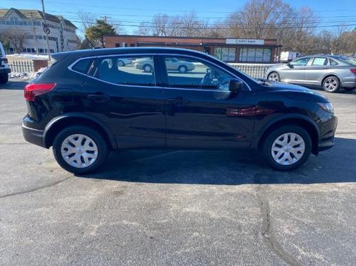 2019 Nissan Rogue Sport S