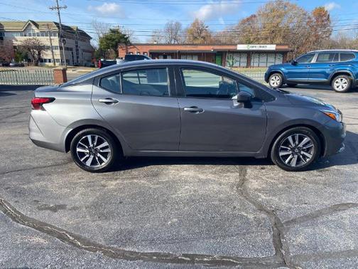 2021 Nissan Versa 1.6 SV