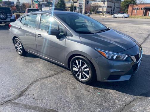 2021 Nissan Versa 1.6 SV