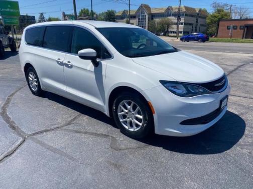 2017 Chrysler Pacifica Touring