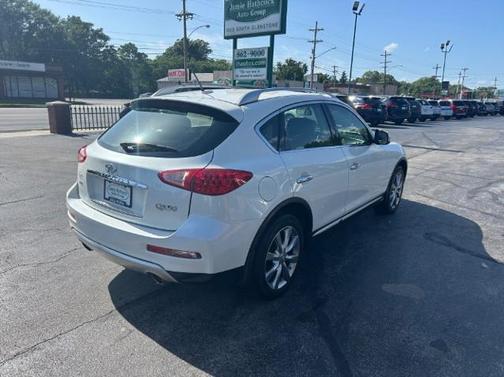 2017 INFINITI QX50 Base