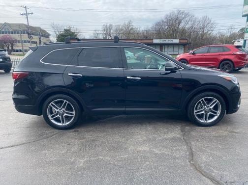2017 Hyundai SANTA FE SE Ultimate