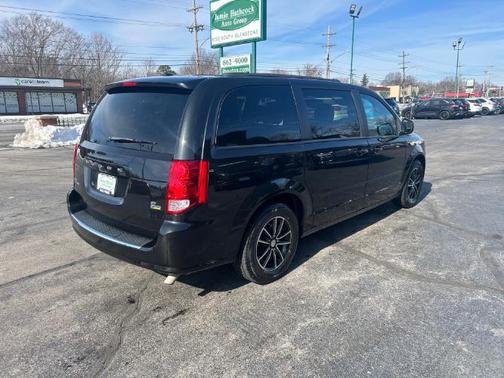 2017 Dodge Grand Caravan GT
