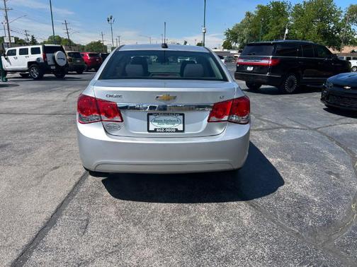 Silver Ice Metallic 2015 Chevrolet Cruze LS