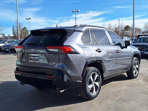 2023 Toyota RAV4 Prime SE