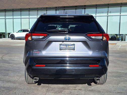 2023 Toyota RAV4 Prime SE