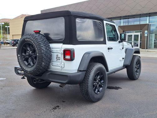 Bright White Clearcoat 2021 Jeep Wrangler Willys