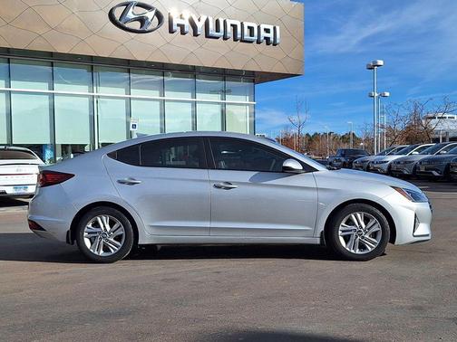 2019 Hyundai ELANTRA SEL