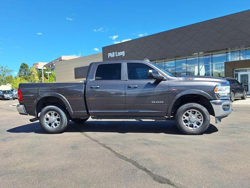Granite Crystal Metallic Clearcoat 2021 RAM 2500 Laramie Crew Cab 4x4 6'4' Box