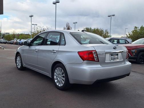 Spark Silver Metallic 2010 Subaru Impreza 2.5 i Premium