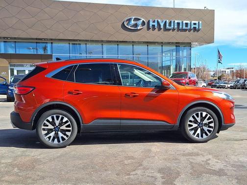 2020 Ford Escape SEL