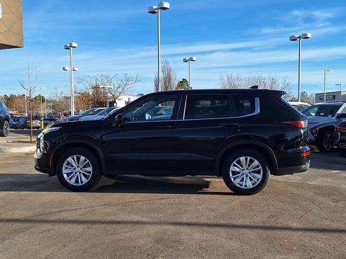 2025 Mitsubishi Outlander ES 2.5 S-AWC