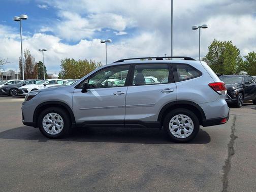 Ice Silver Metallic 2021 Subaru Forester Base