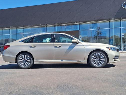Gold 2019 Honda Accord Hybrid Base