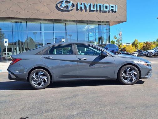 2025 Hyundai ELANTRA Sport