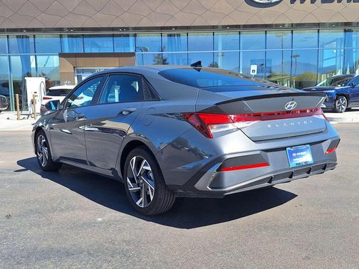 2025 Hyundai ELANTRA Sport