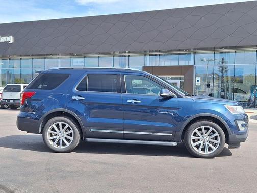 2017 Ford Explorer Limited