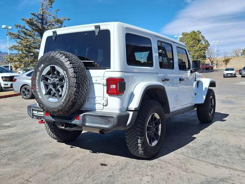 Bright White Clearcoat 2021 Jeep Wrangler Unlimited Rubicon