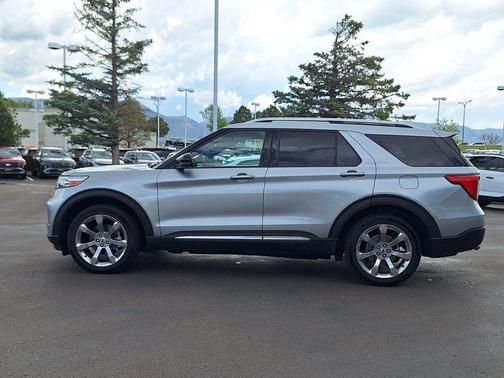 Silver Metallic 2020 Ford Explorer Platinum