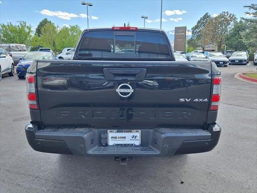 2022 Nissan Frontier SV