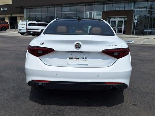 2022 Alfa Romeo Giulia Ti
