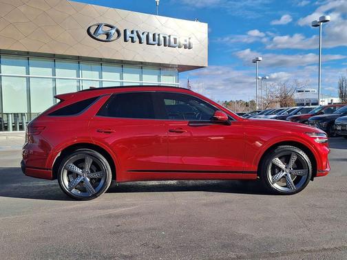 2024 Genesis GV70 2.5T AWD