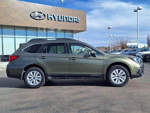 2018 Subaru Outback 2.5i Premium