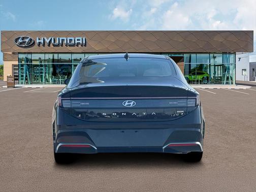 Abyss Black 2026 Hyundai SONATA SEL