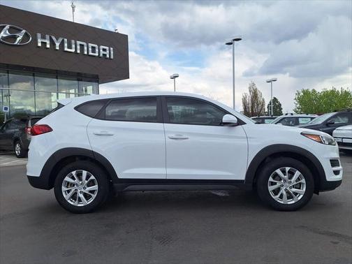 2021 Hyundai TUCSON SE