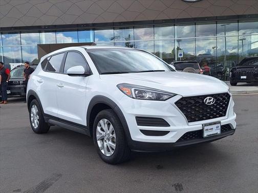 2021 Hyundai TUCSON SE