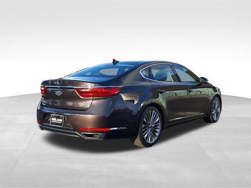 2017 Kia Cadenza Limited
