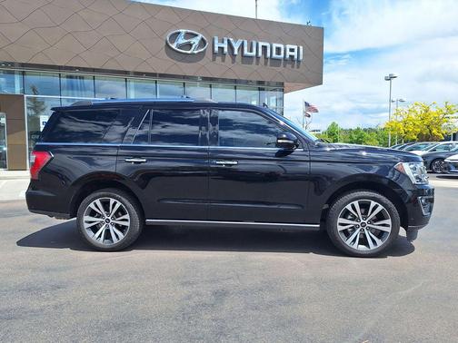 Black Metallic 2021 Ford Expedition Limited