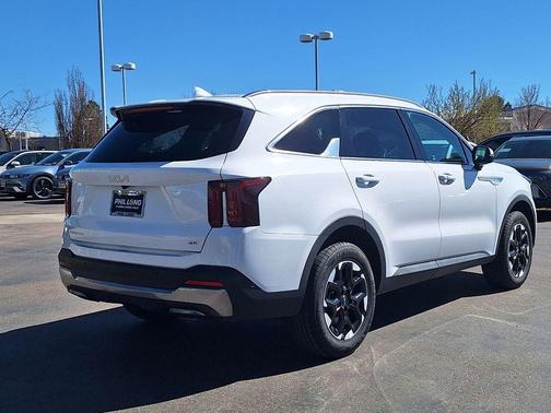 Glacial White Pearl 2024 Kia Sorento S