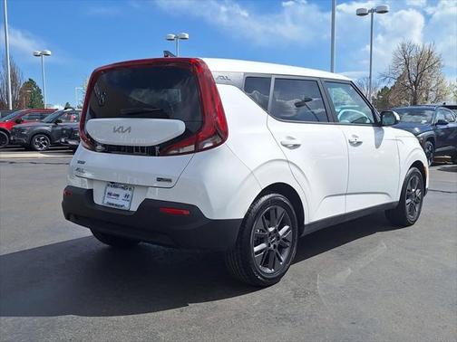 2022 Kia Soul EX
