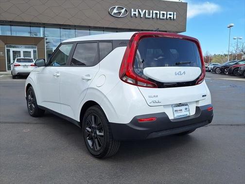 2022 Kia Soul EX