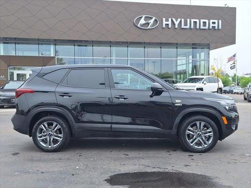 2022 Kia Seltos LX