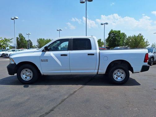 Bright White Clearcoat 2018 RAM 1500 Tradesman