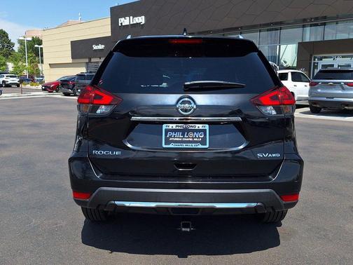 2018 Nissan Rogue SV