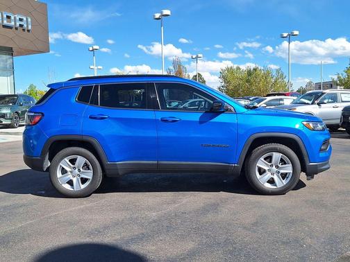 Laser Blue Pearlcoat 2022 Jeep Compass Latitude