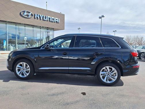 Black 2024 Audi Q7 55 Premium Plus