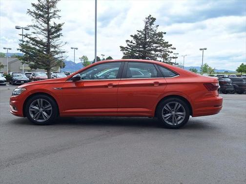 2021 Volkswagen Jetta 1.4T R-Line